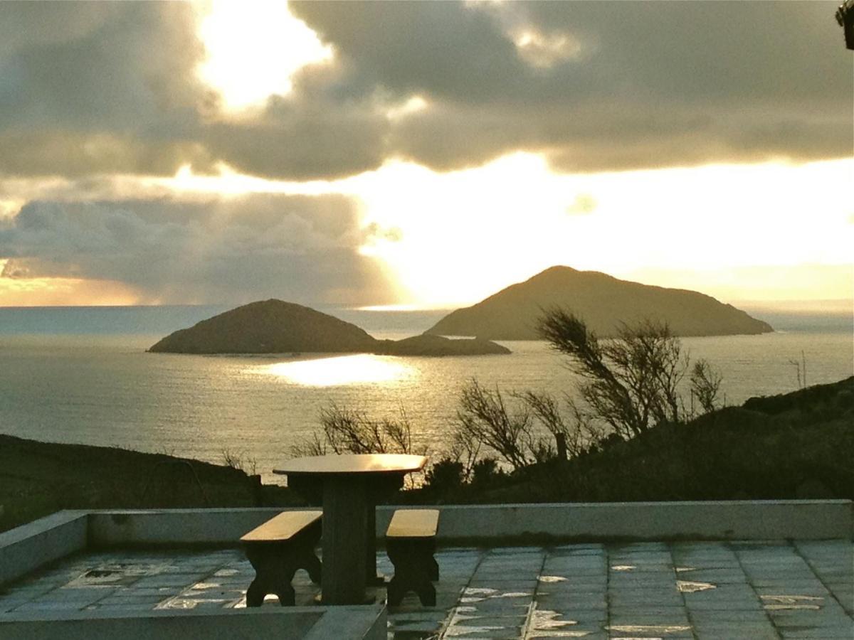 The Scarriff Inn Caherdaniel Buitenkant foto